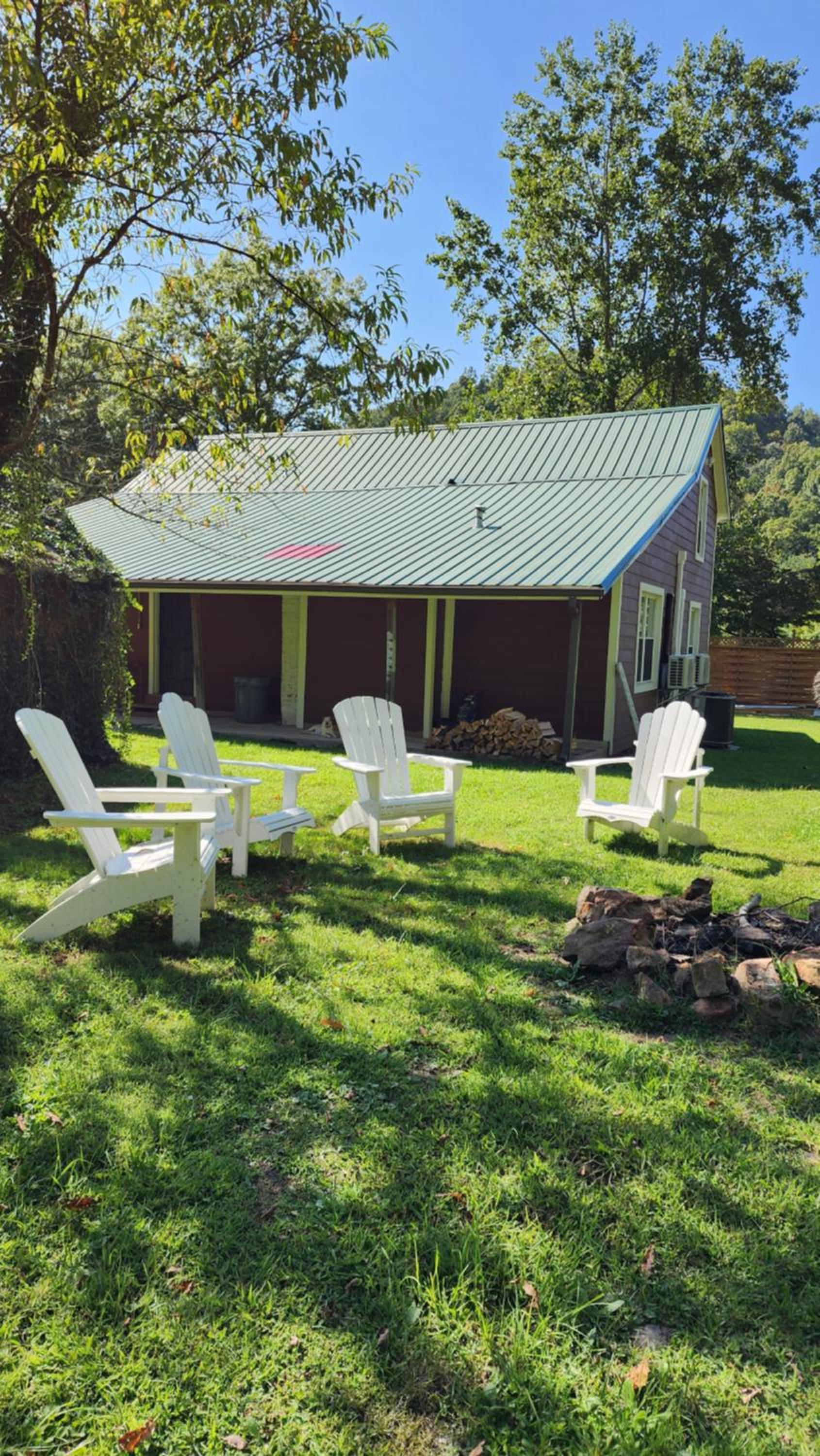 Red River Gorge Farmhouse 50 Acres view 2