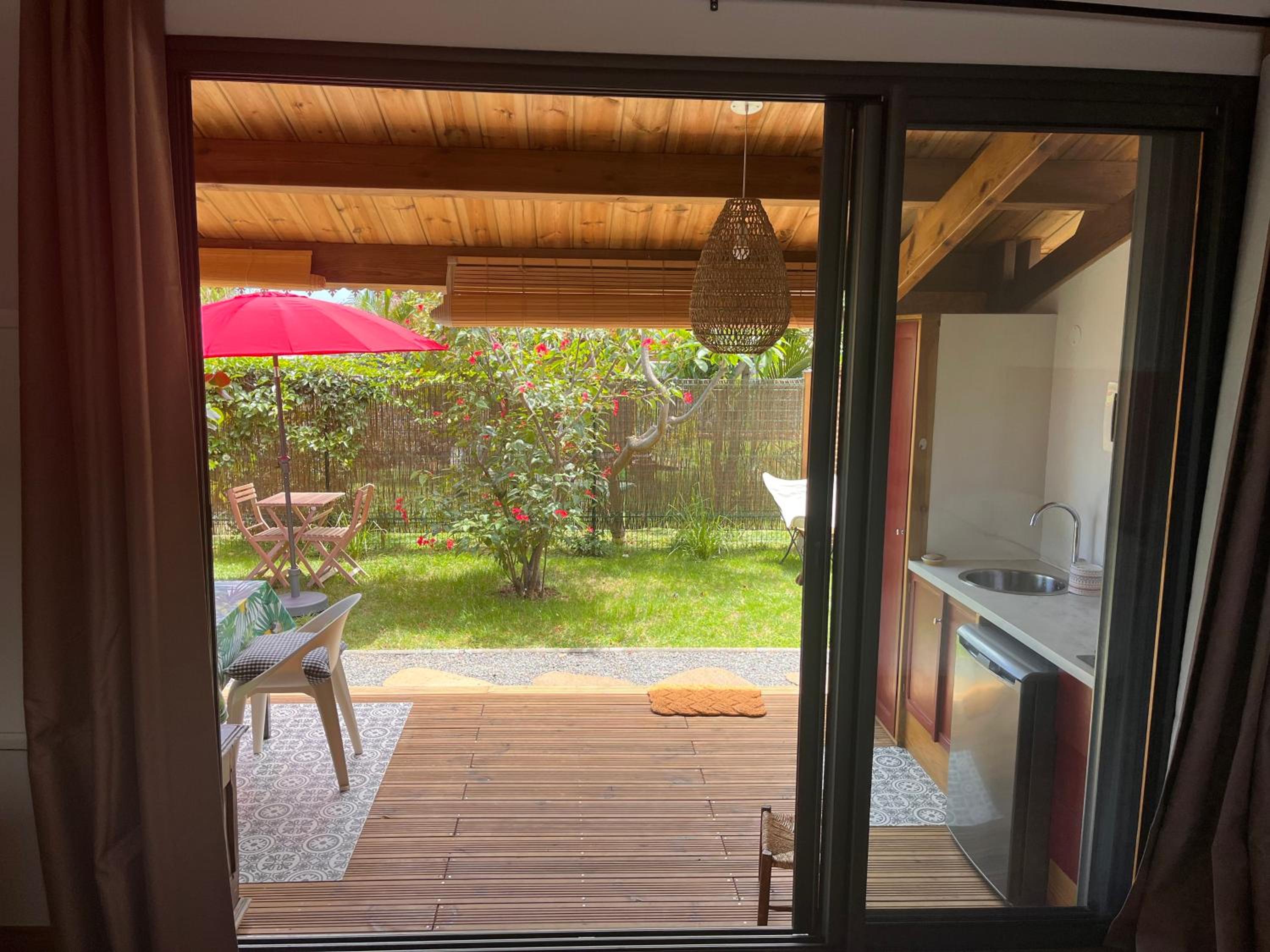bungalow leu gadiamb