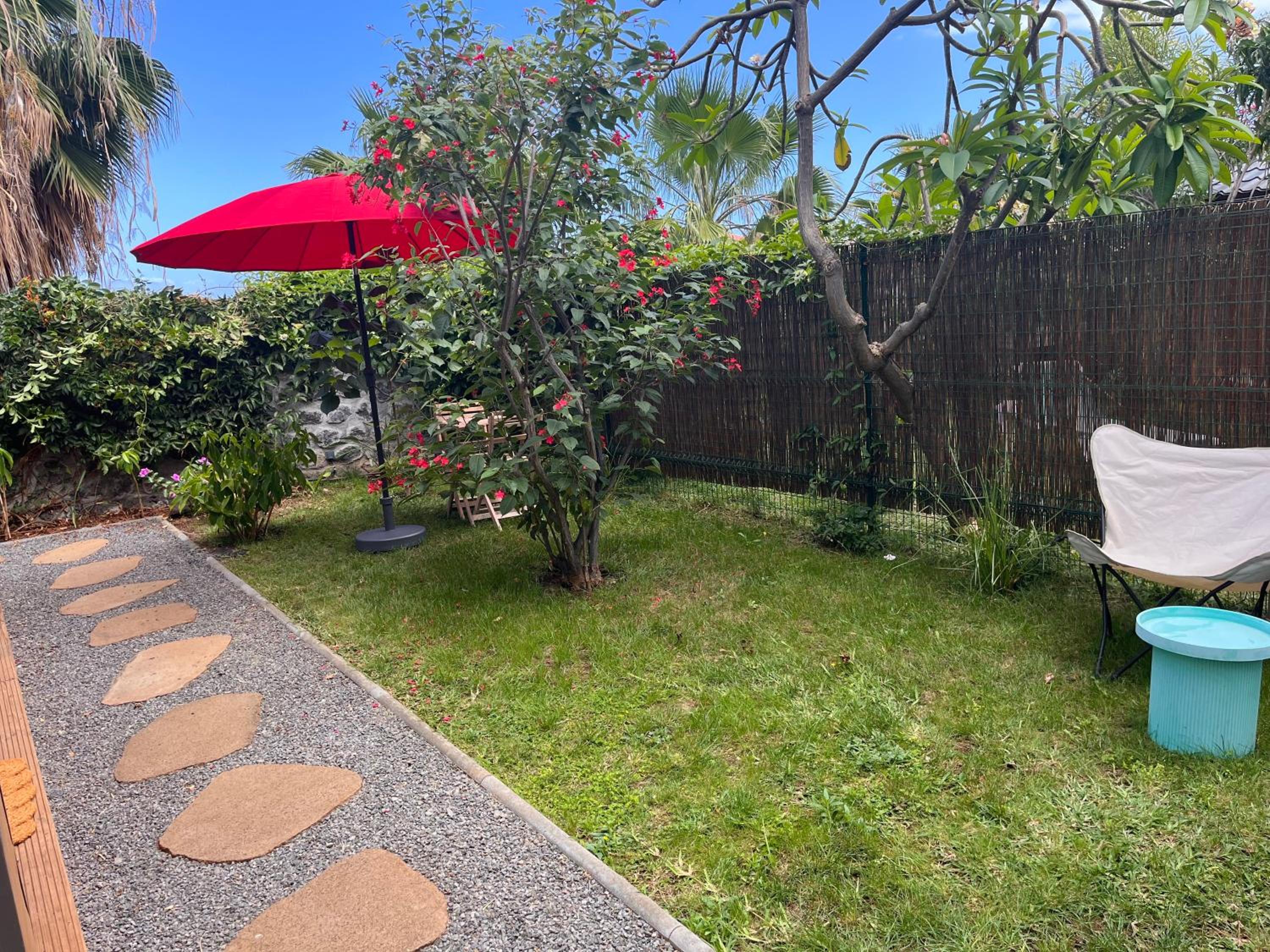 bungalow leu gadiamb