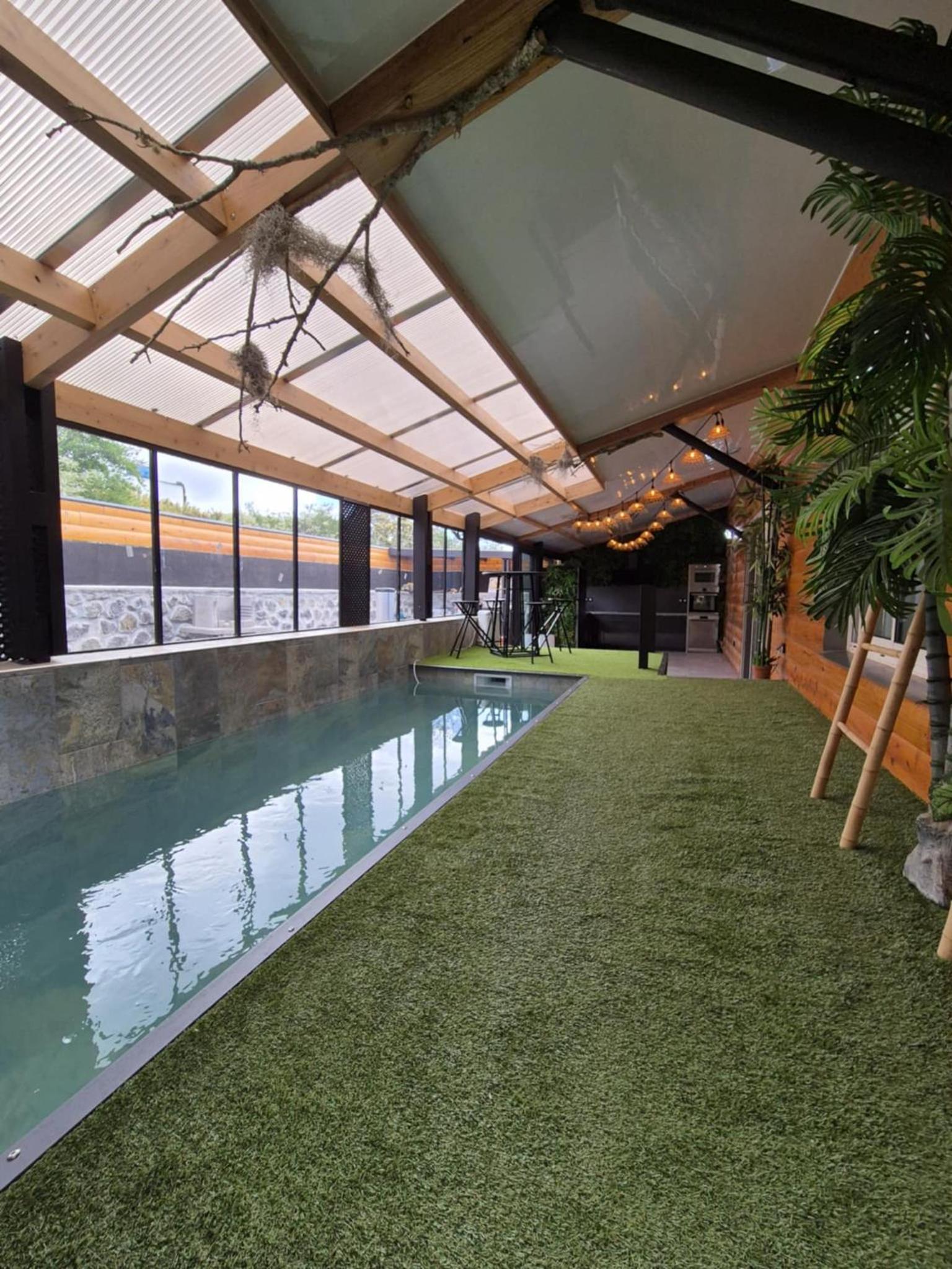 Maison Blanche du Volcan - Avec piscine intérieure chauffée view 5