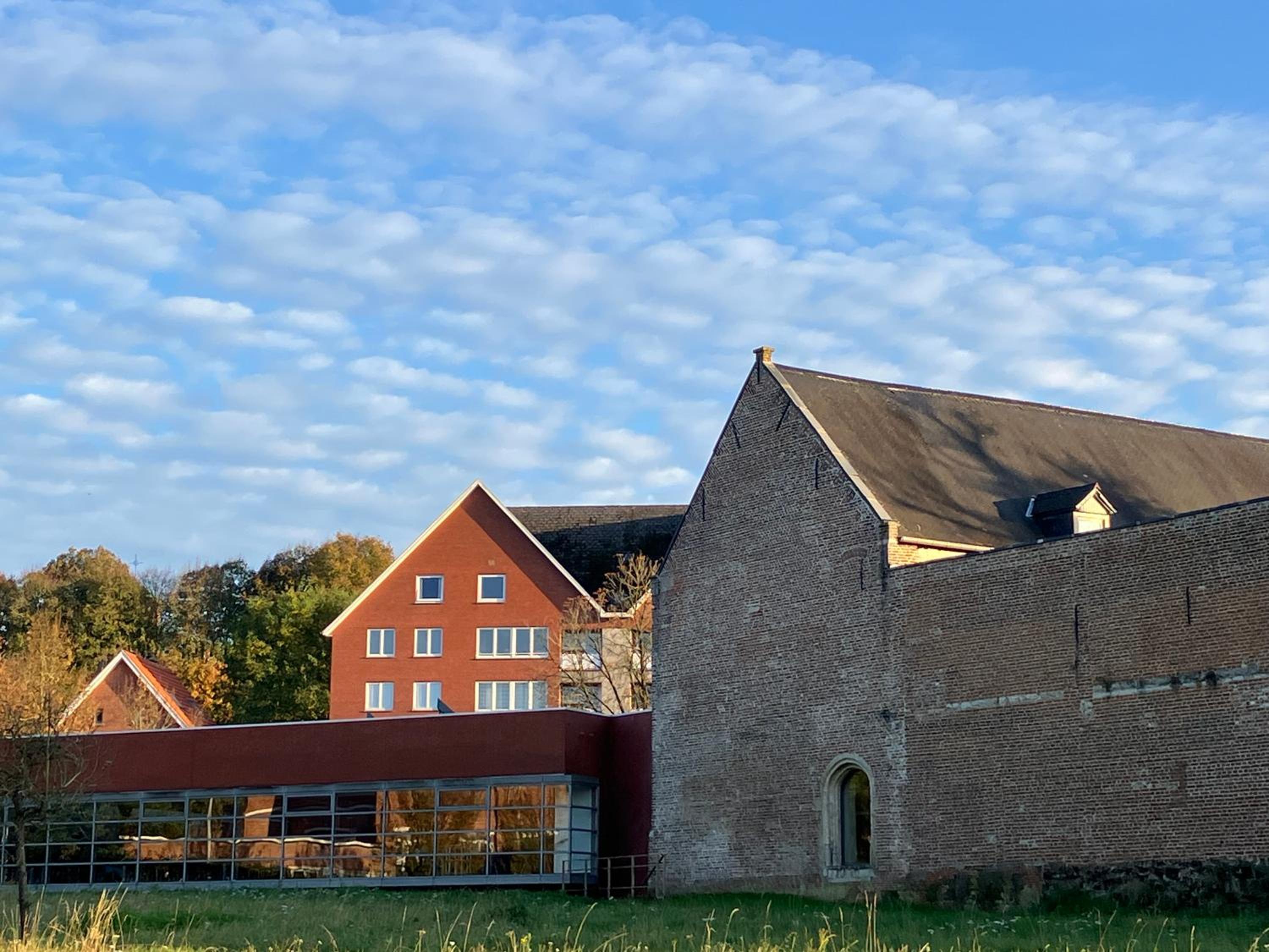 Next to Arenberg castle Leuven, 3 bedroom apartment with garage