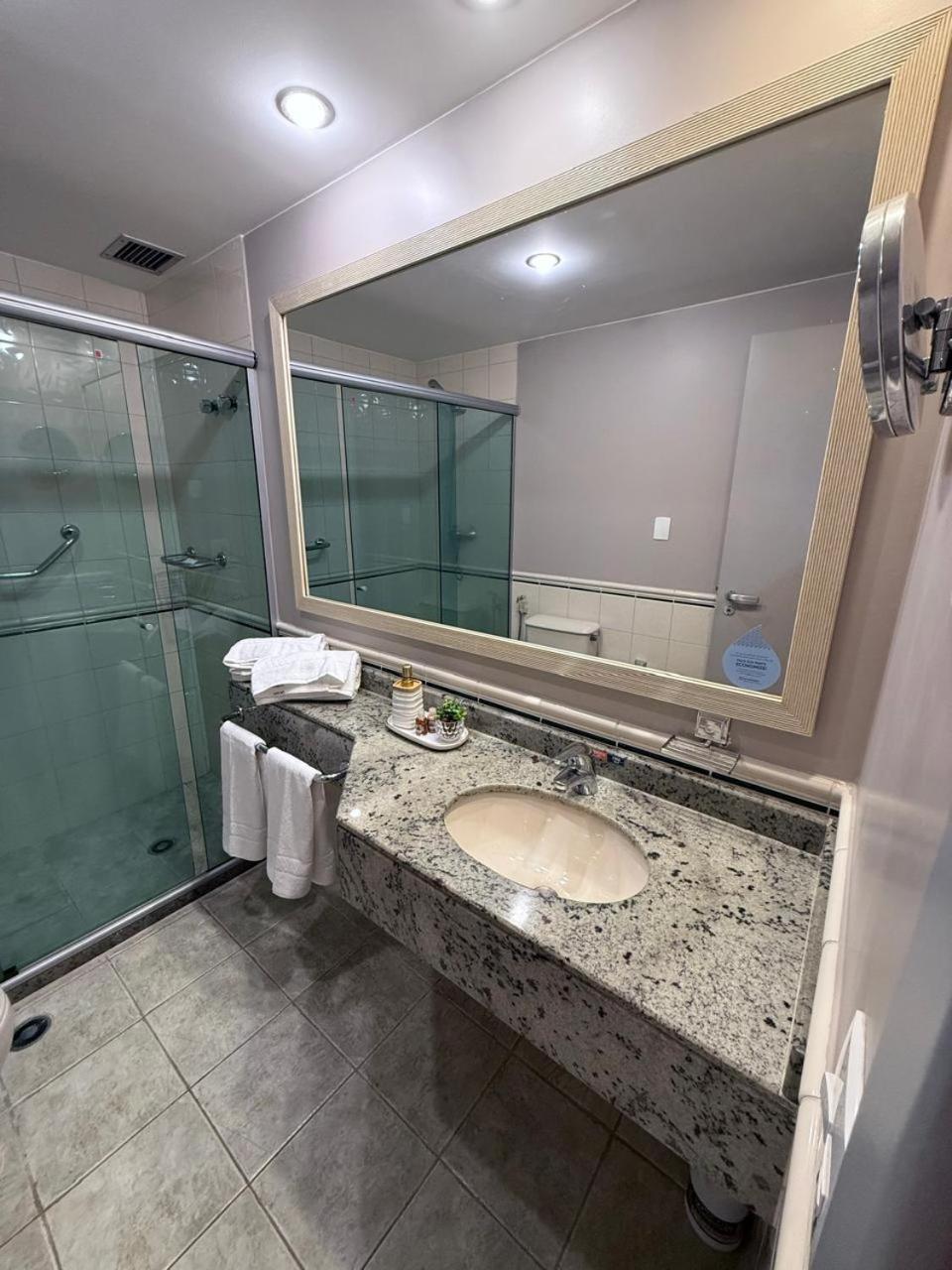 Flat VI - Quarto particular dentro do Hotel Wyndham Berrini