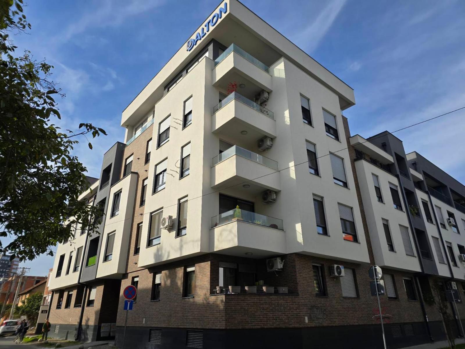 Apartman V&V view 3