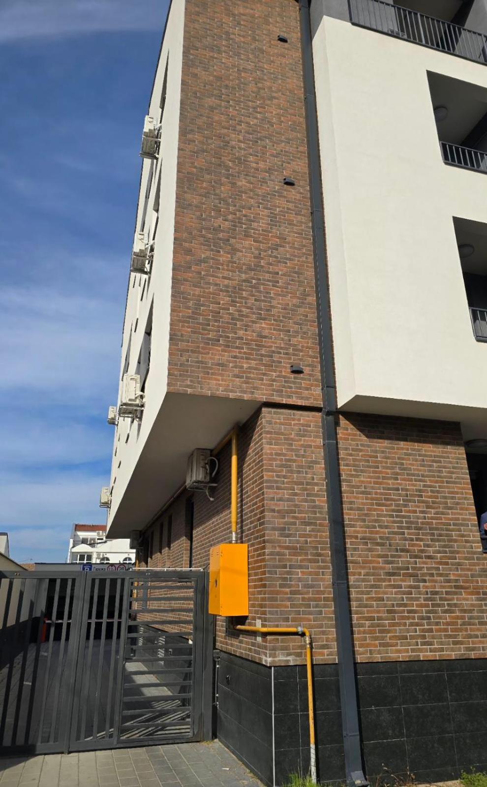 Apartman V&V view 2