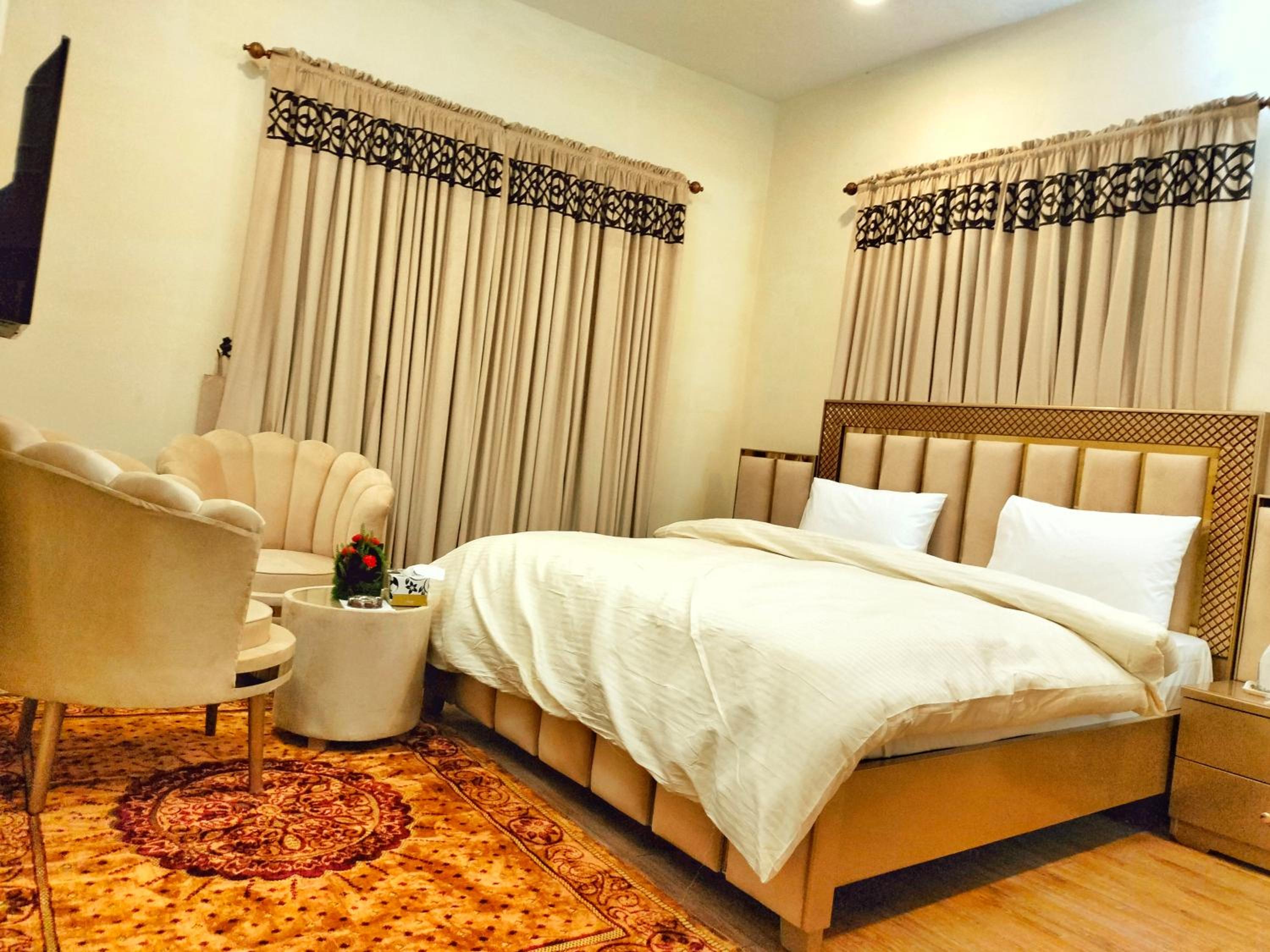 Smart lodge Islamabad view 5