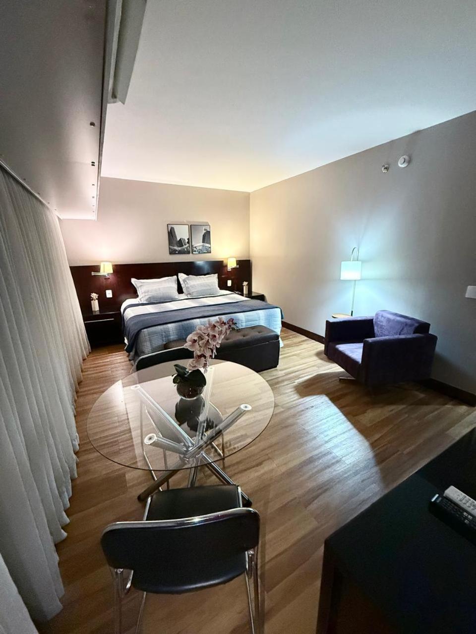 Flat VI - Quarto particular dentro do Hotel Wyndham Berrini