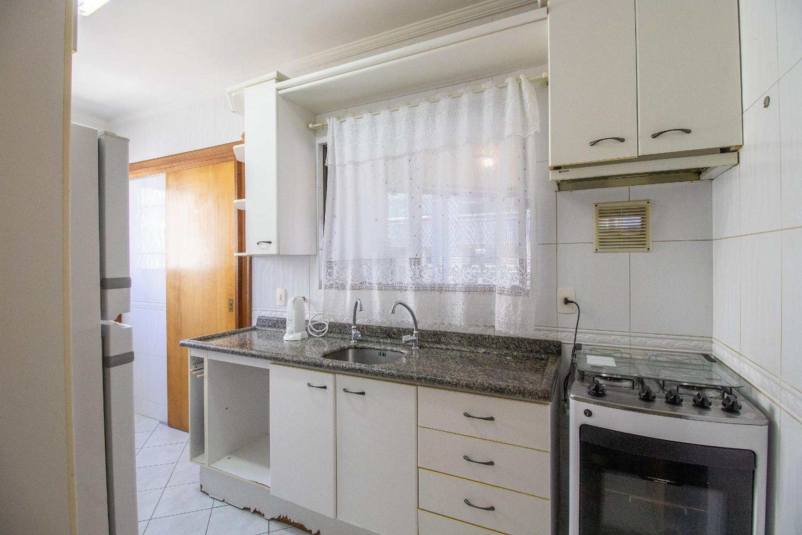 CSL61 - Churrasqueira, Climatizado, Sacada, 3 Dorm view 5