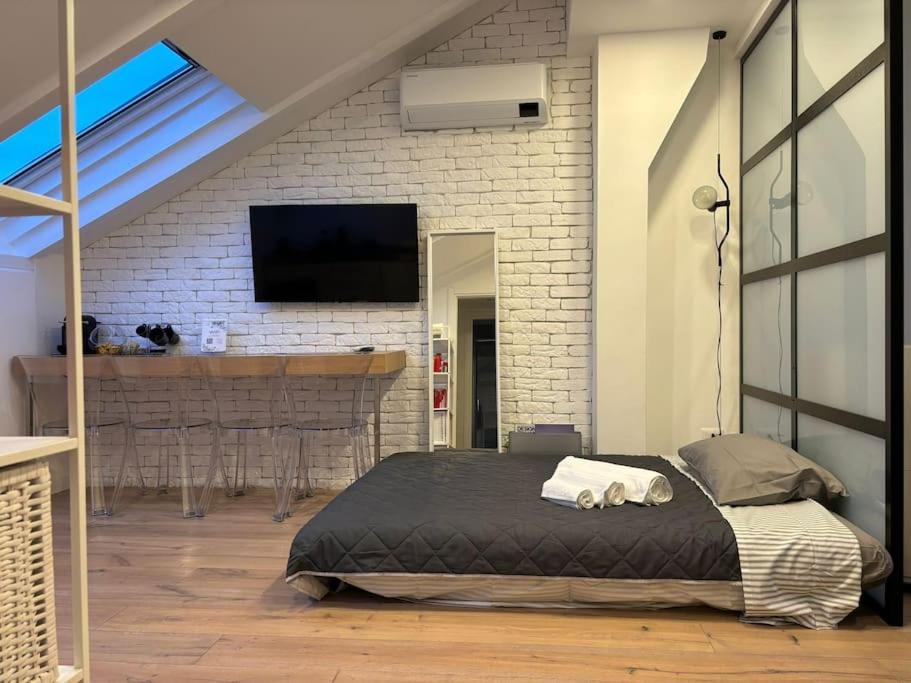 City Life Modern Design Apartment 10 mt da M Lilla
