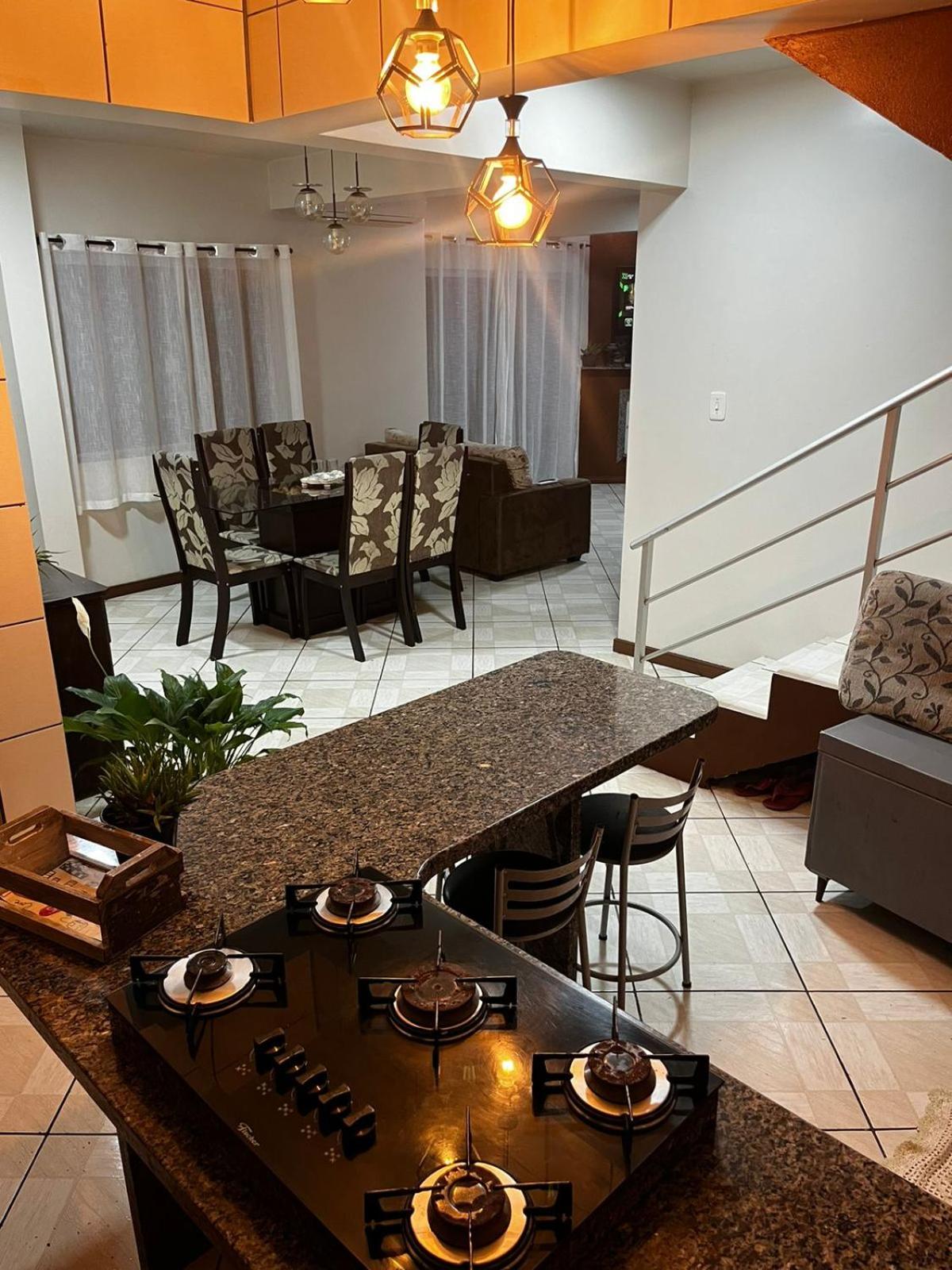 Casa dos Coqueiros Com Piscina, Banheira e Lareira - Próximo do Parque Termal