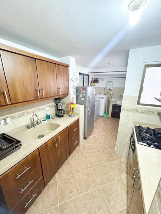 Apartamento amplio en barrio más cool de Medellín
