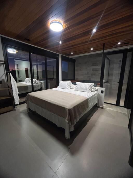 Solarium Mantiqueira Completo!