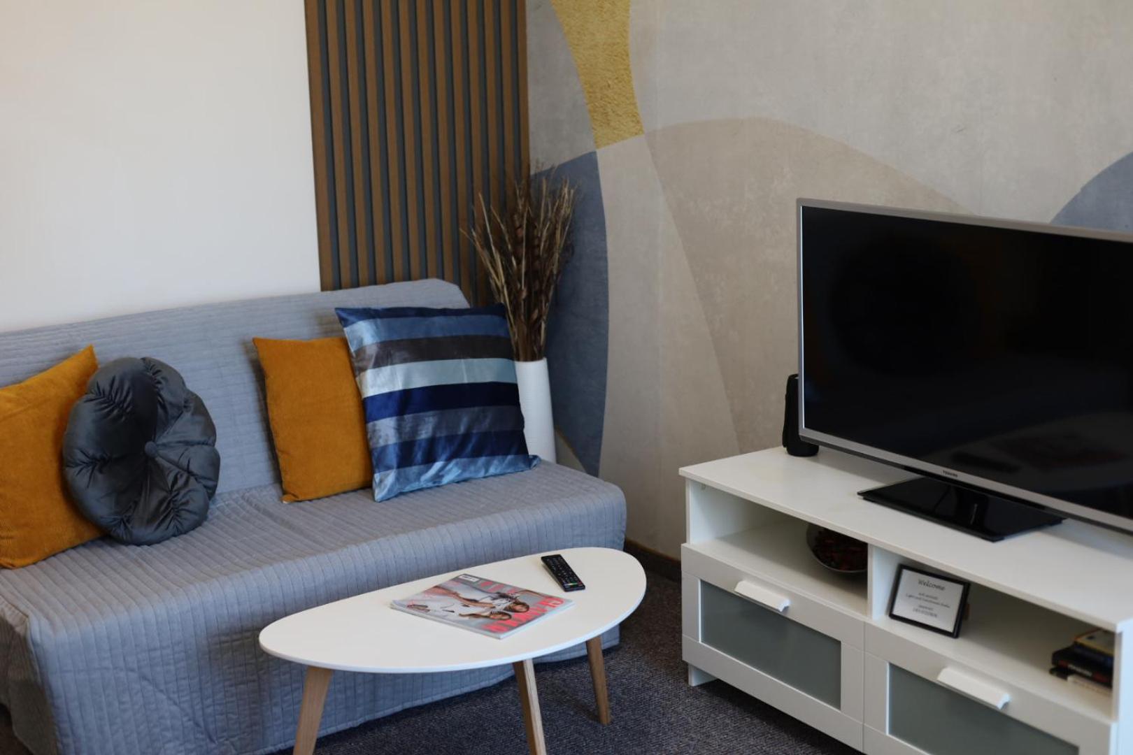 Burgas Residence 504 l Indoor Parking l Breakfast & SPA available