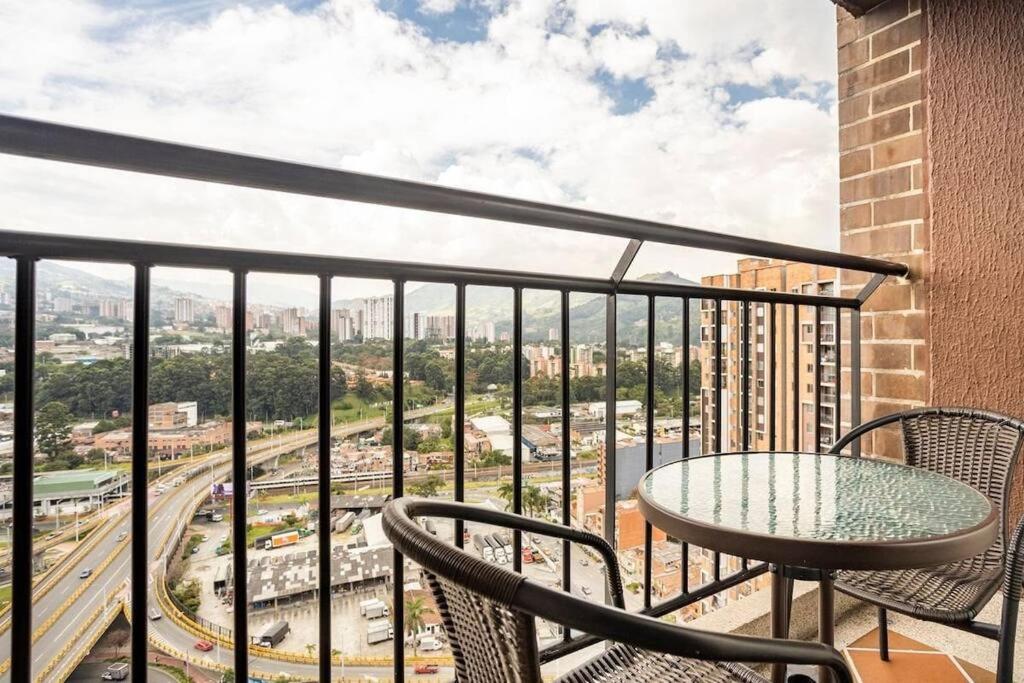 Moderno Alojamiento con Vista Increíble