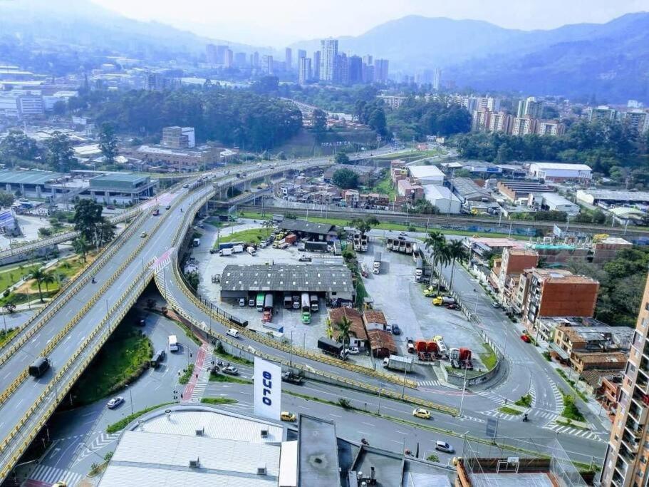 Moderno Alojamiento con Vista Increíble