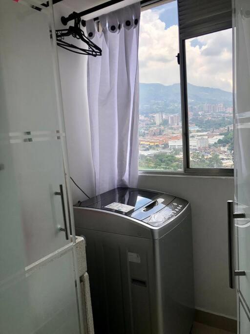 Moderno Alojamiento con Vista Increíble