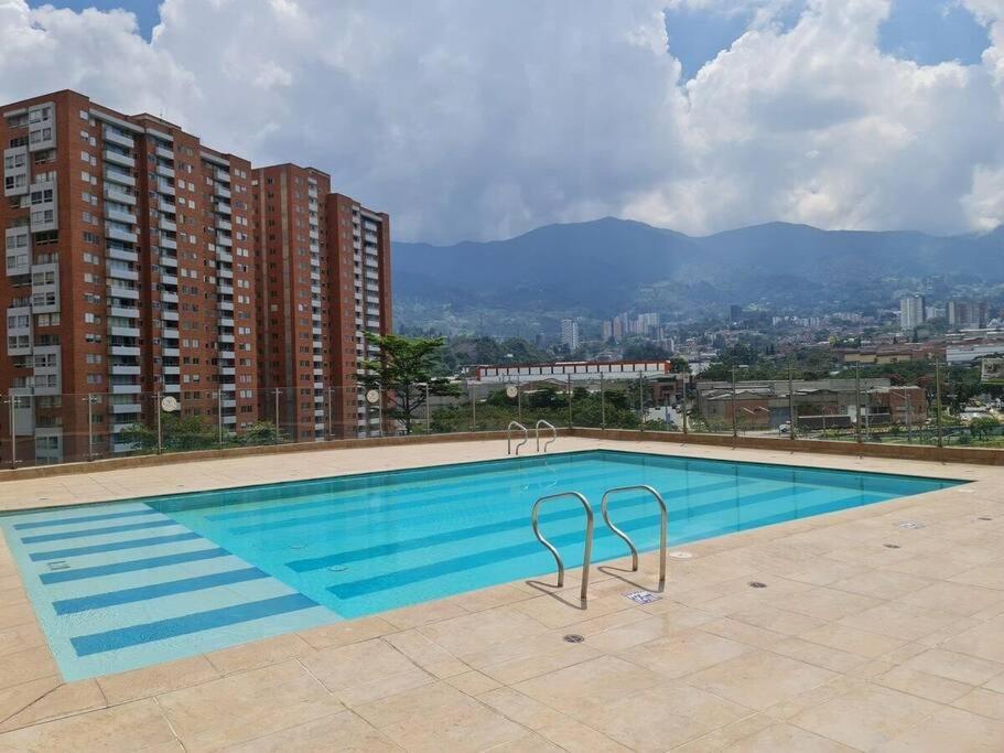 Moderno Alojamiento con Vista Increíble