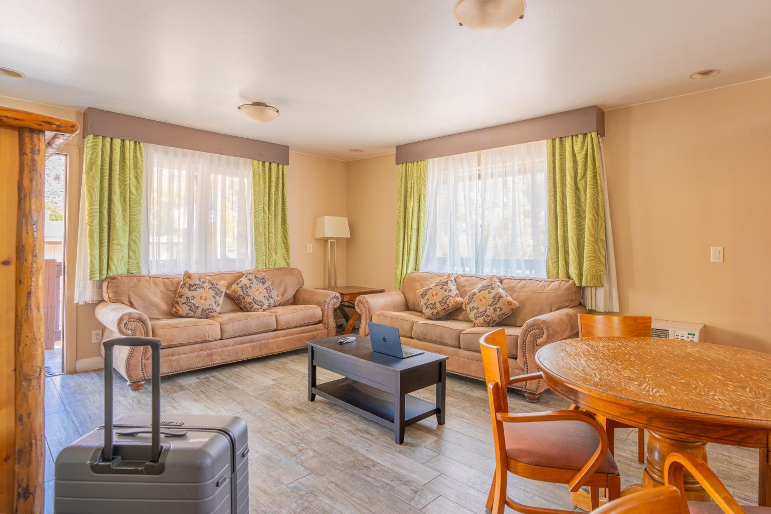 Petty Ranch Inn 39