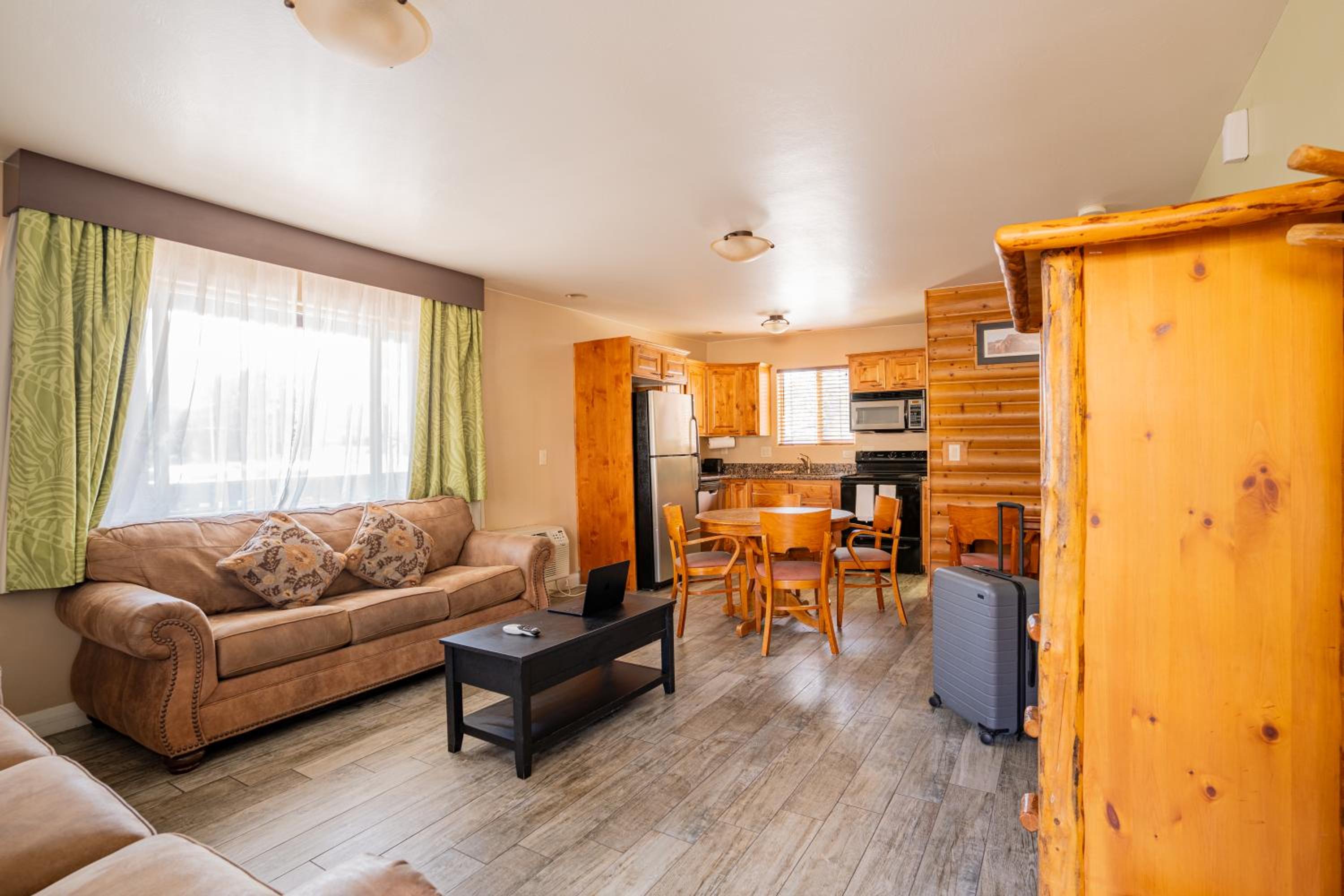 Petty Ranch Inn 43