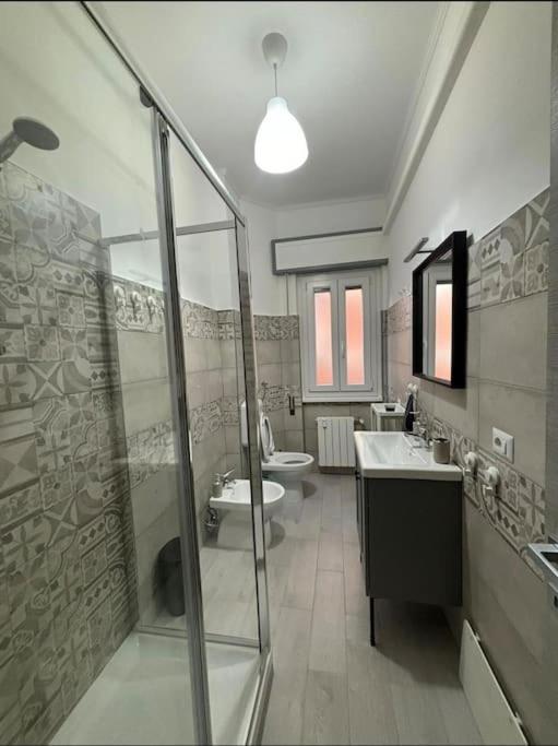 Casa Clementina en Rome — bathroom