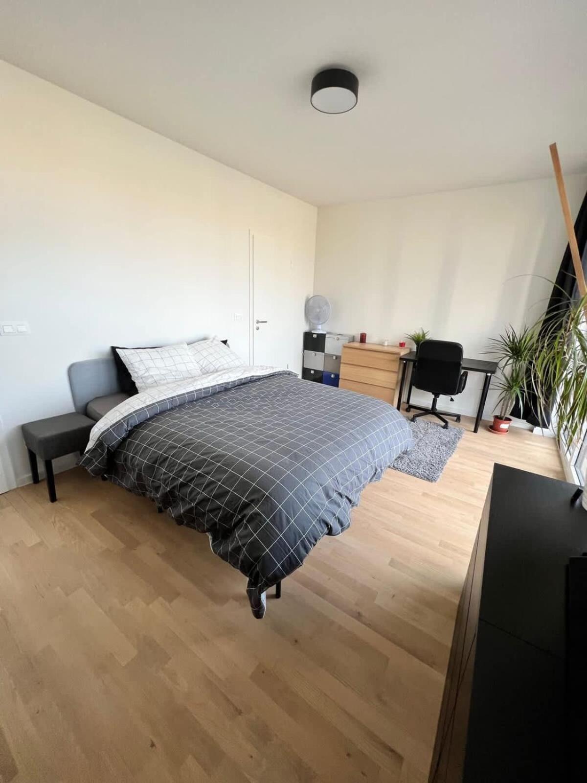 Nice Accommodation Close to Atomium
