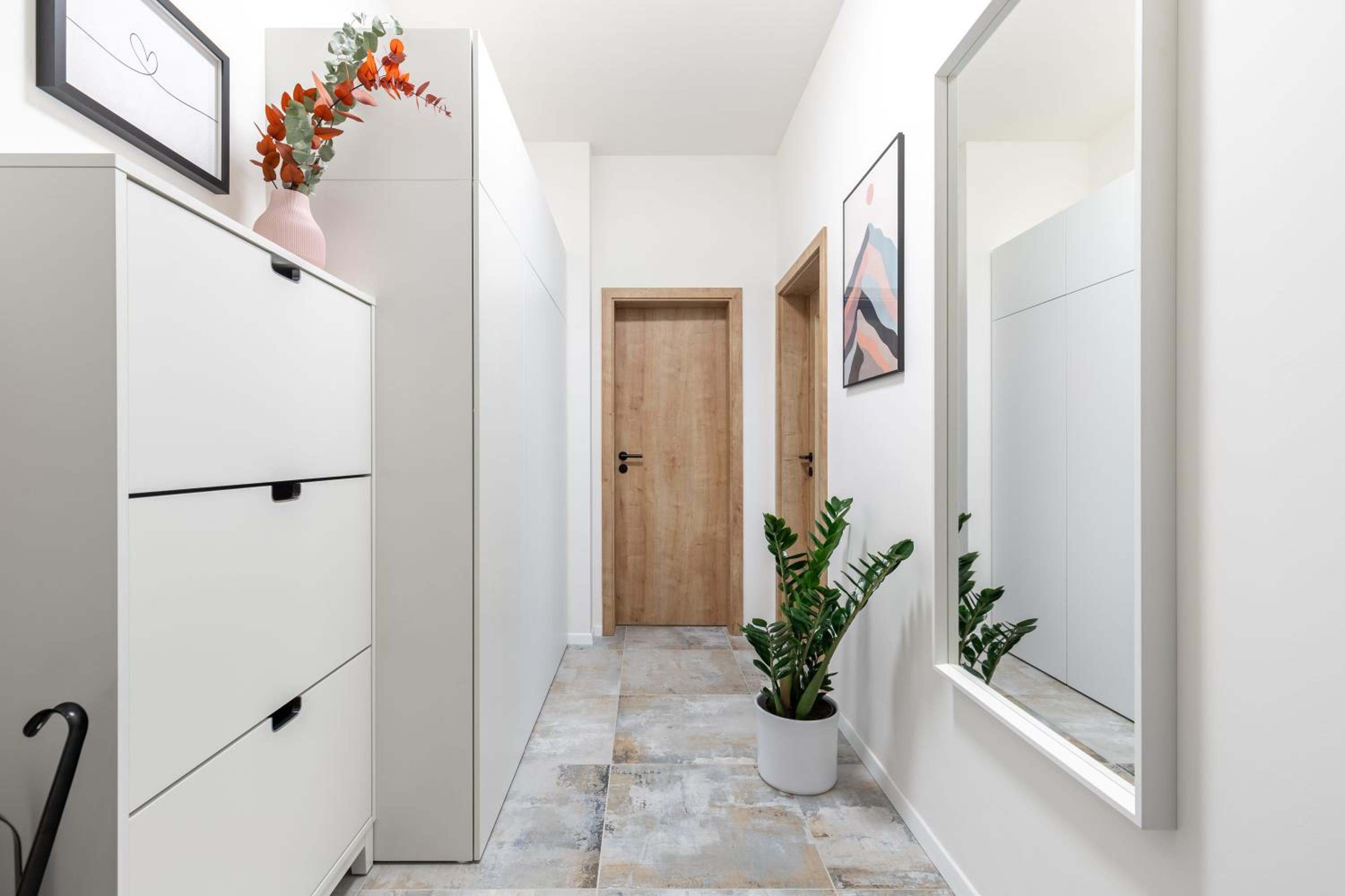 Fully equipped Apartments with Terraces, Free garage parking, Netflix & AC - by Apartmány Šlapanice cz
