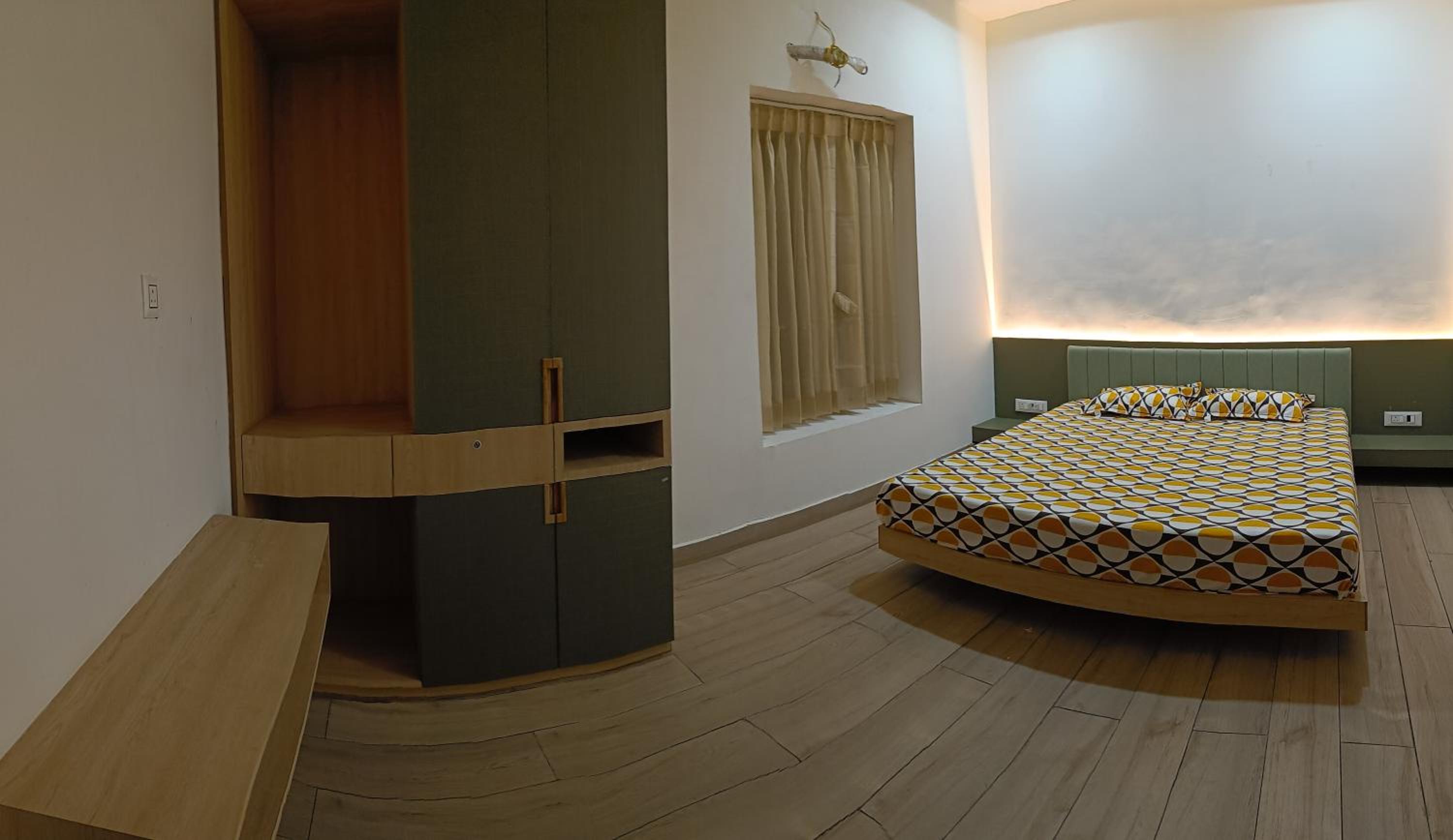 Photo 12