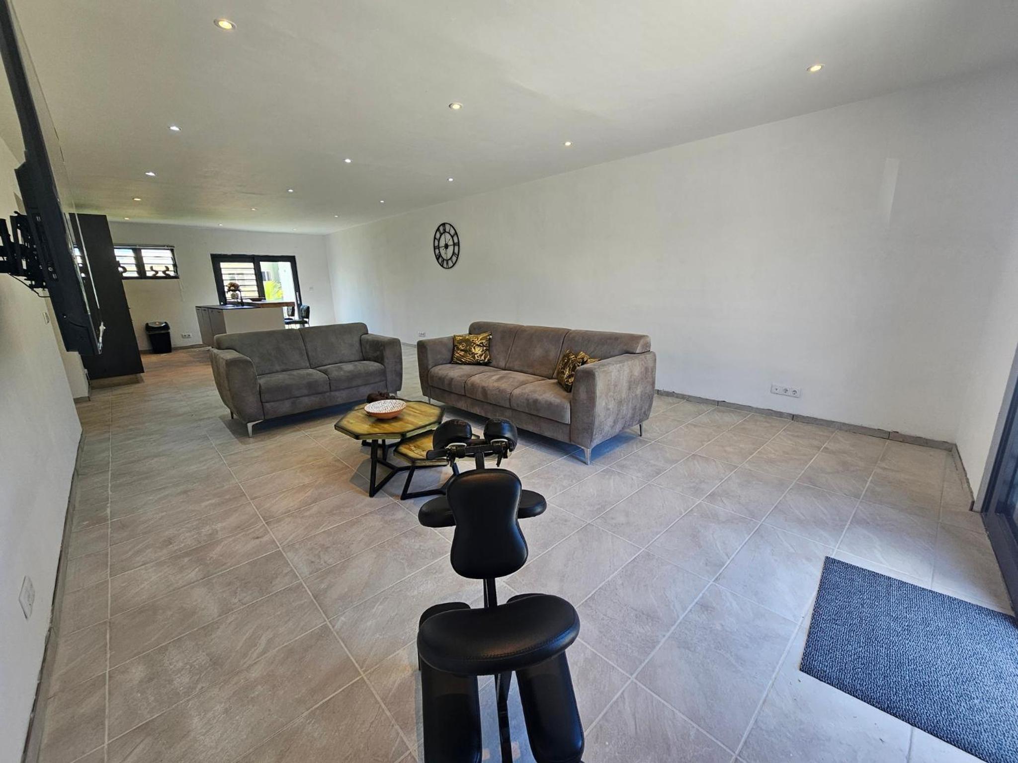 Trupiaal Apartment - Regal Rentals Curacao
