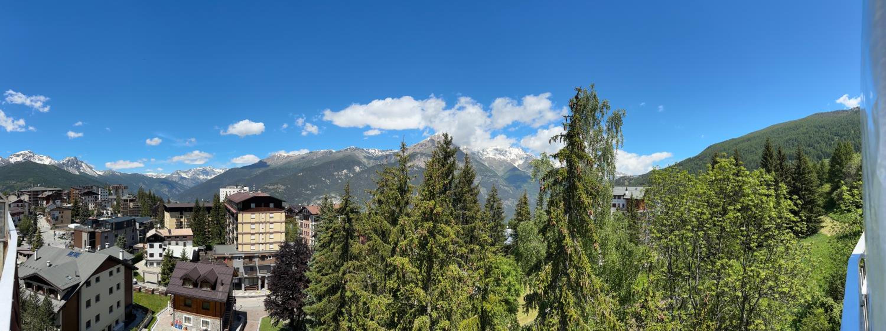 Rifugio tra le stelle AV - cozy top floor terrace apt with mountain views photo 4