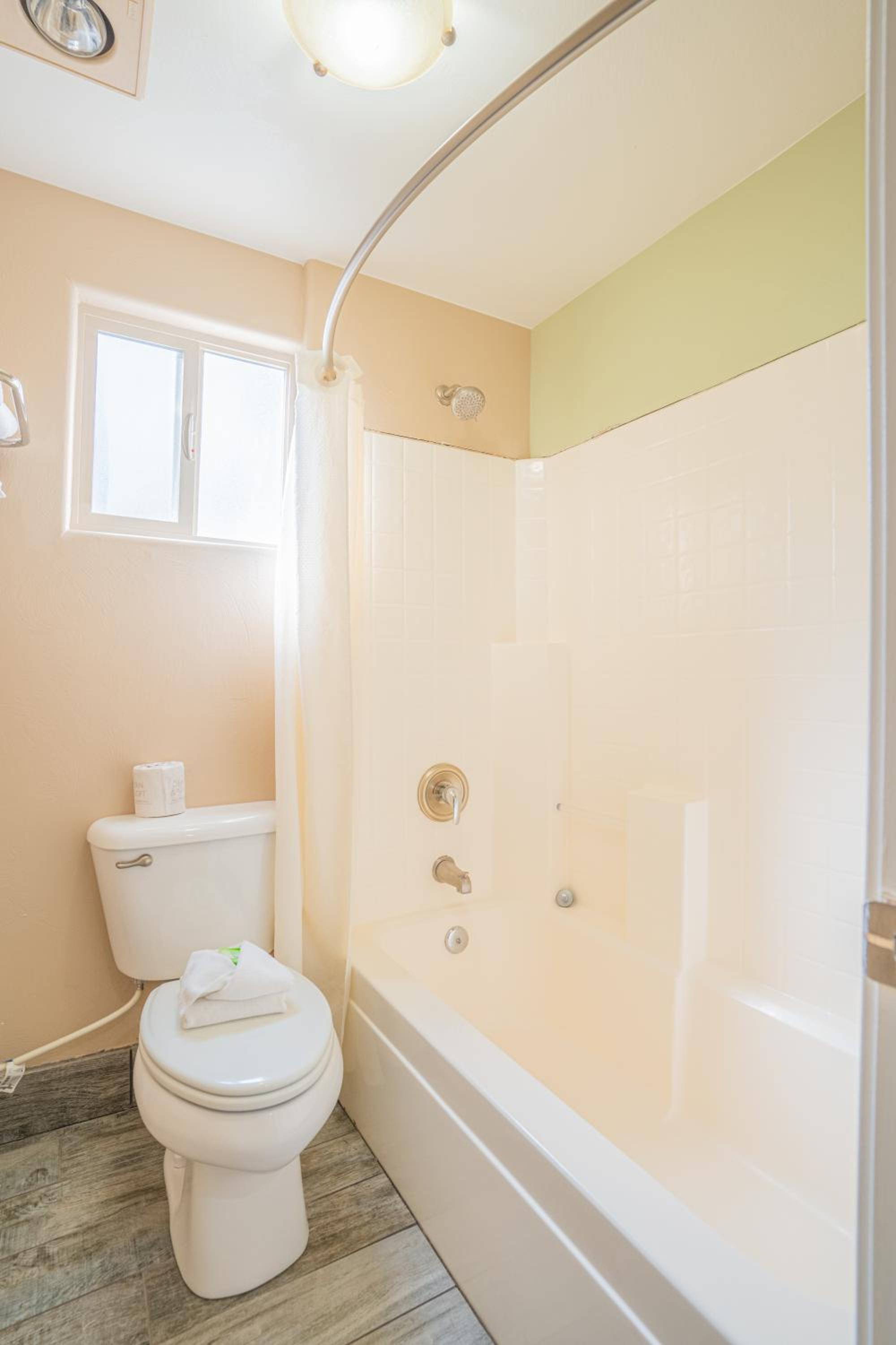 Petty Ranch Inn 51