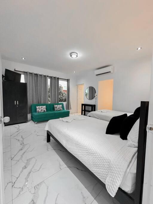 The Luxury White House view 2