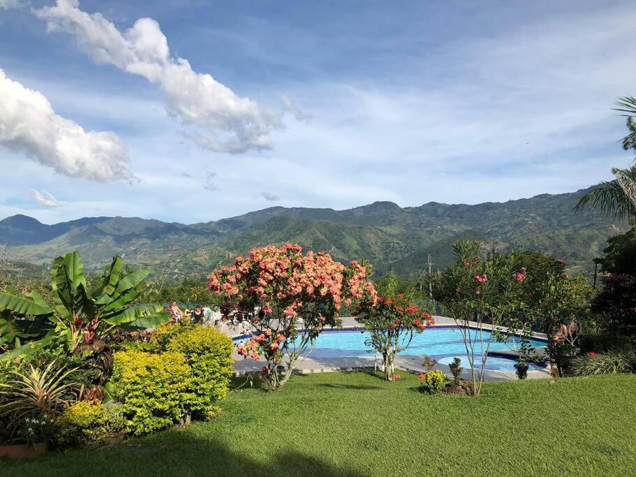Finca en Barbosa con vista increíble