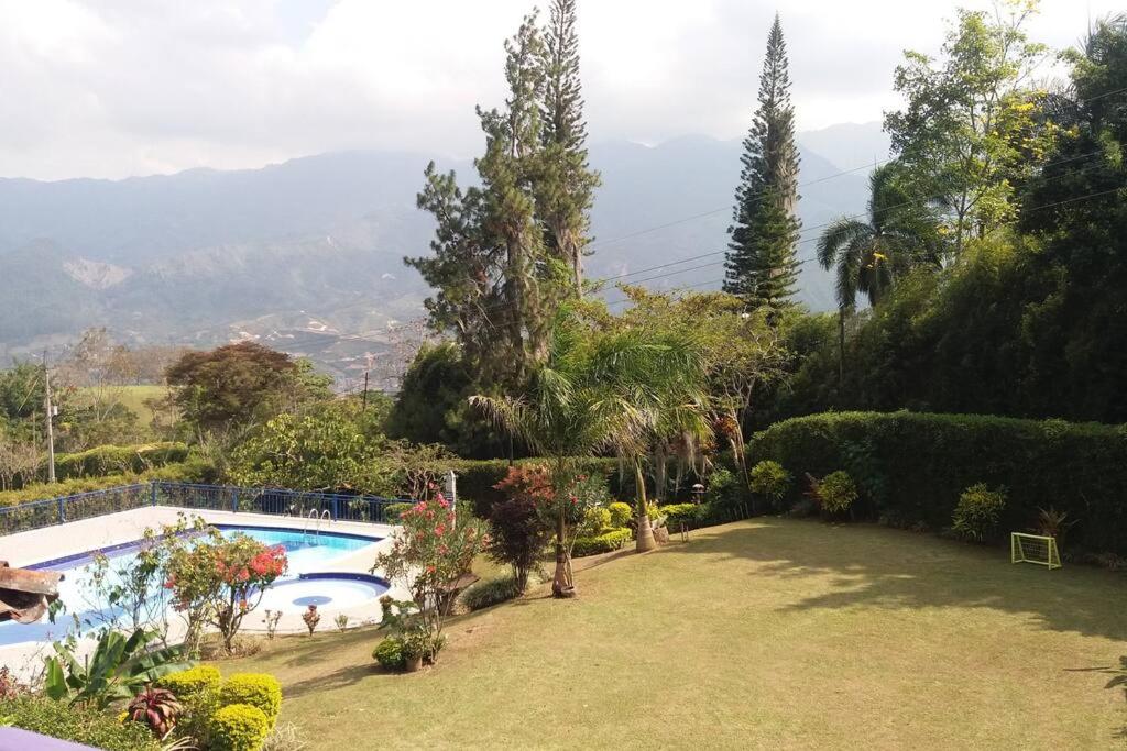 Finca en Barbosa con vista increíble
