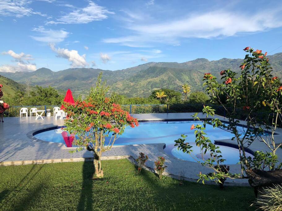 Finca en Barbosa con vista increíble