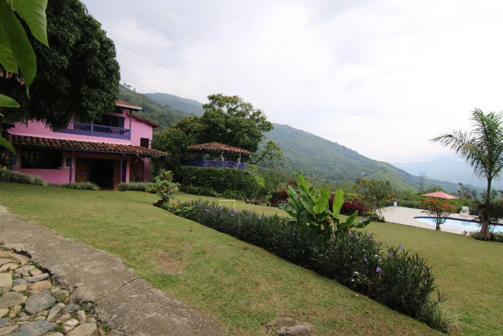 Finca en Barbosa con vista increíble