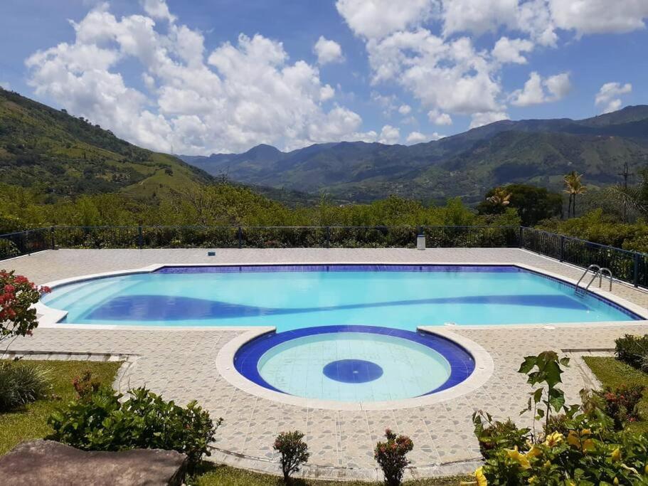 Finca en Barbosa con vista increíble