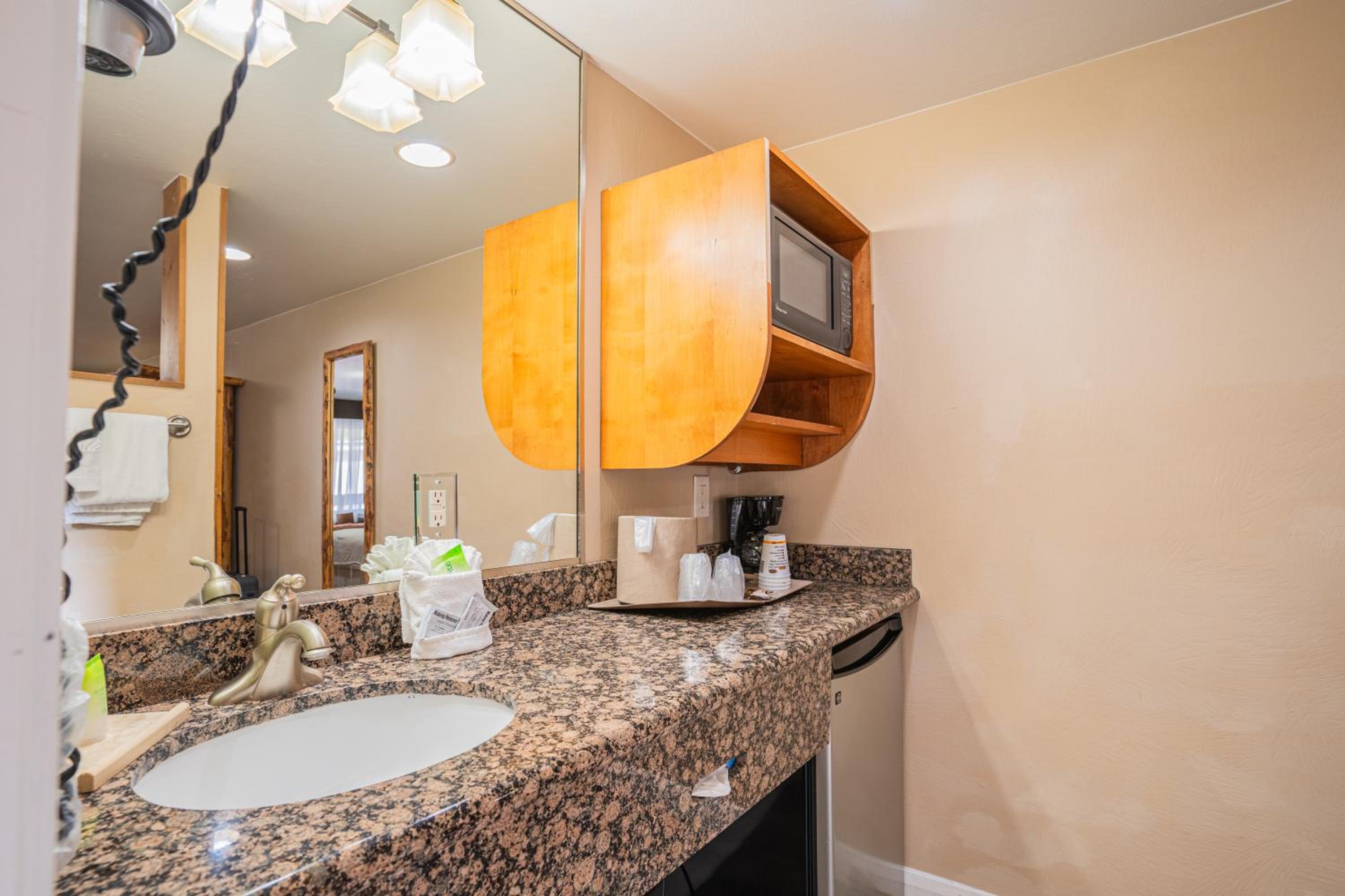 Petty Ranch Inn 57