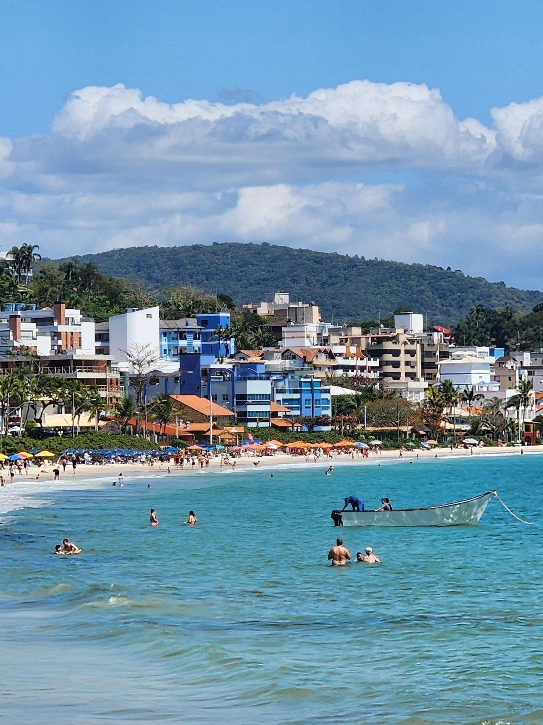 Linda Casa Vista Mar, Praia Lagoinha, Bombinhas