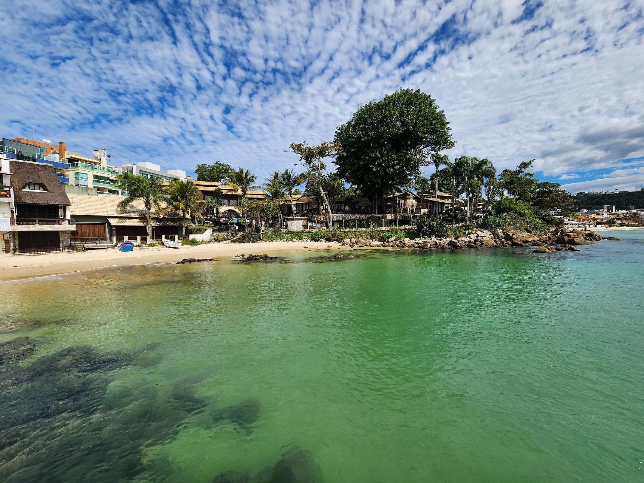 Linda Casa Vista Mar, Praia Lagoinha, Bombinhas