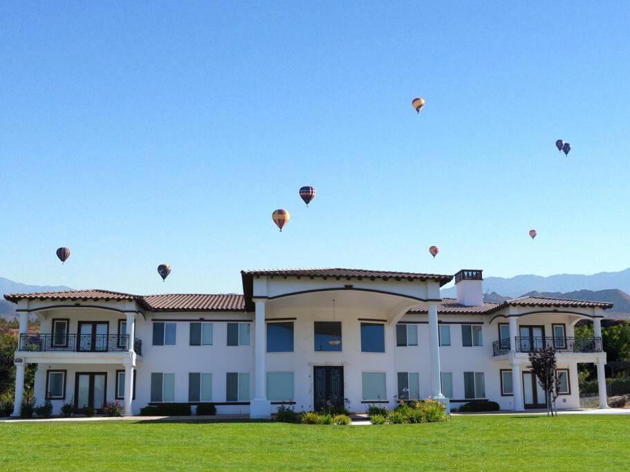 Que Syrah Temecula - Villa with 9 BR 7 BA with spa in Wine Country view 2