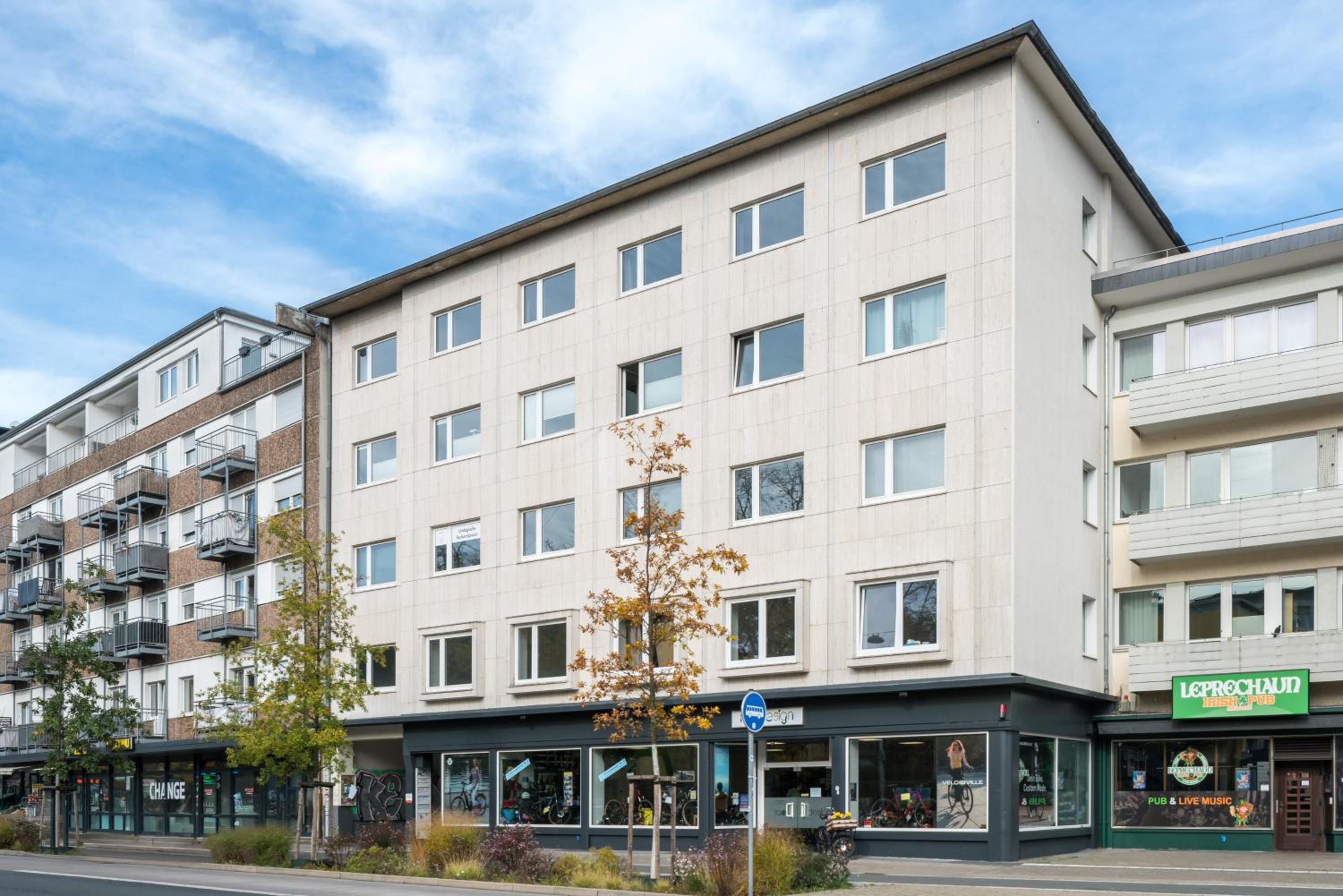 HOMELY-Apartment ManhattanART, Zentral, Parkplatz, Billard,PS4, Dart, Balkon