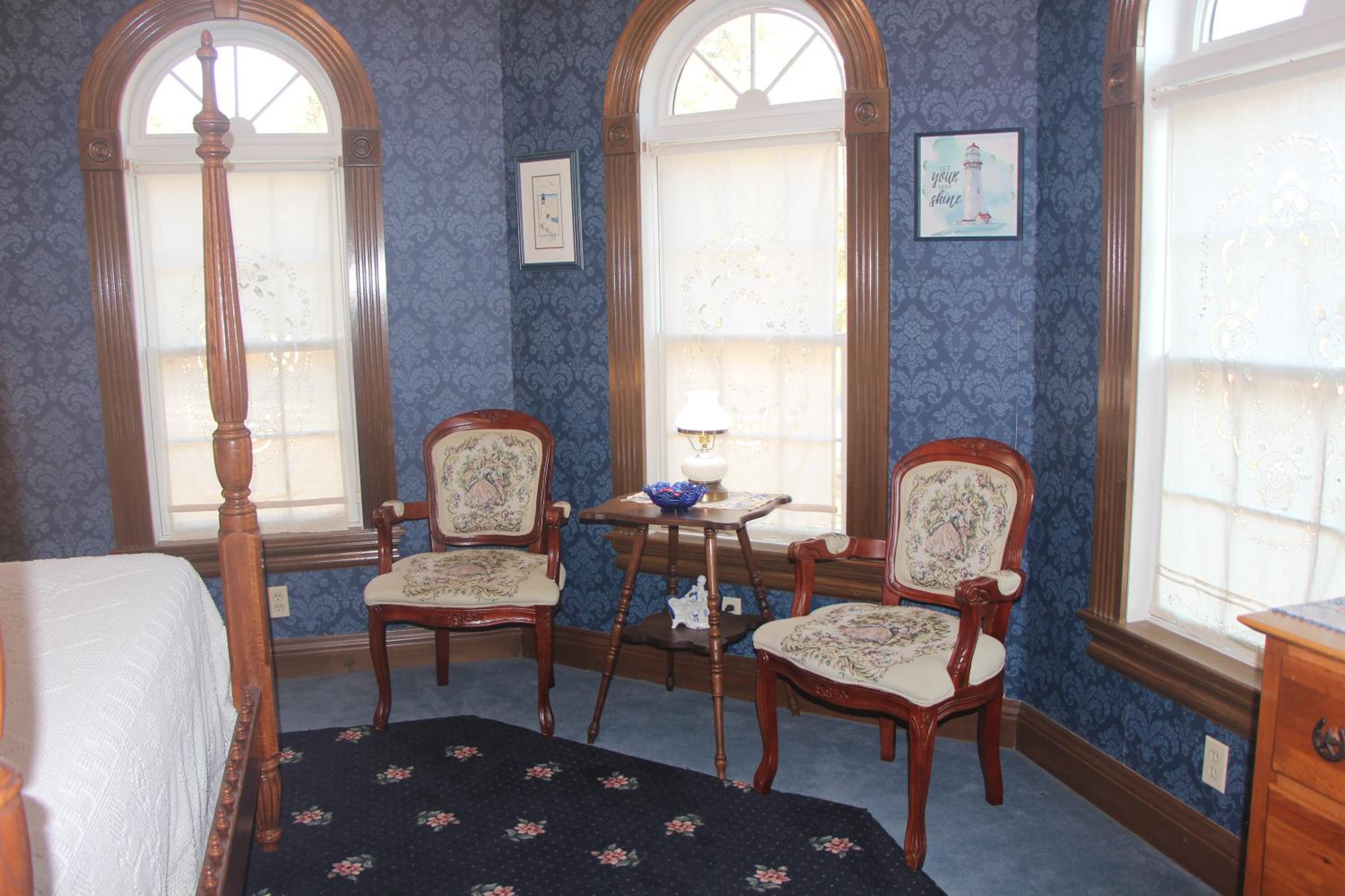 Apple Crest Inn view 3