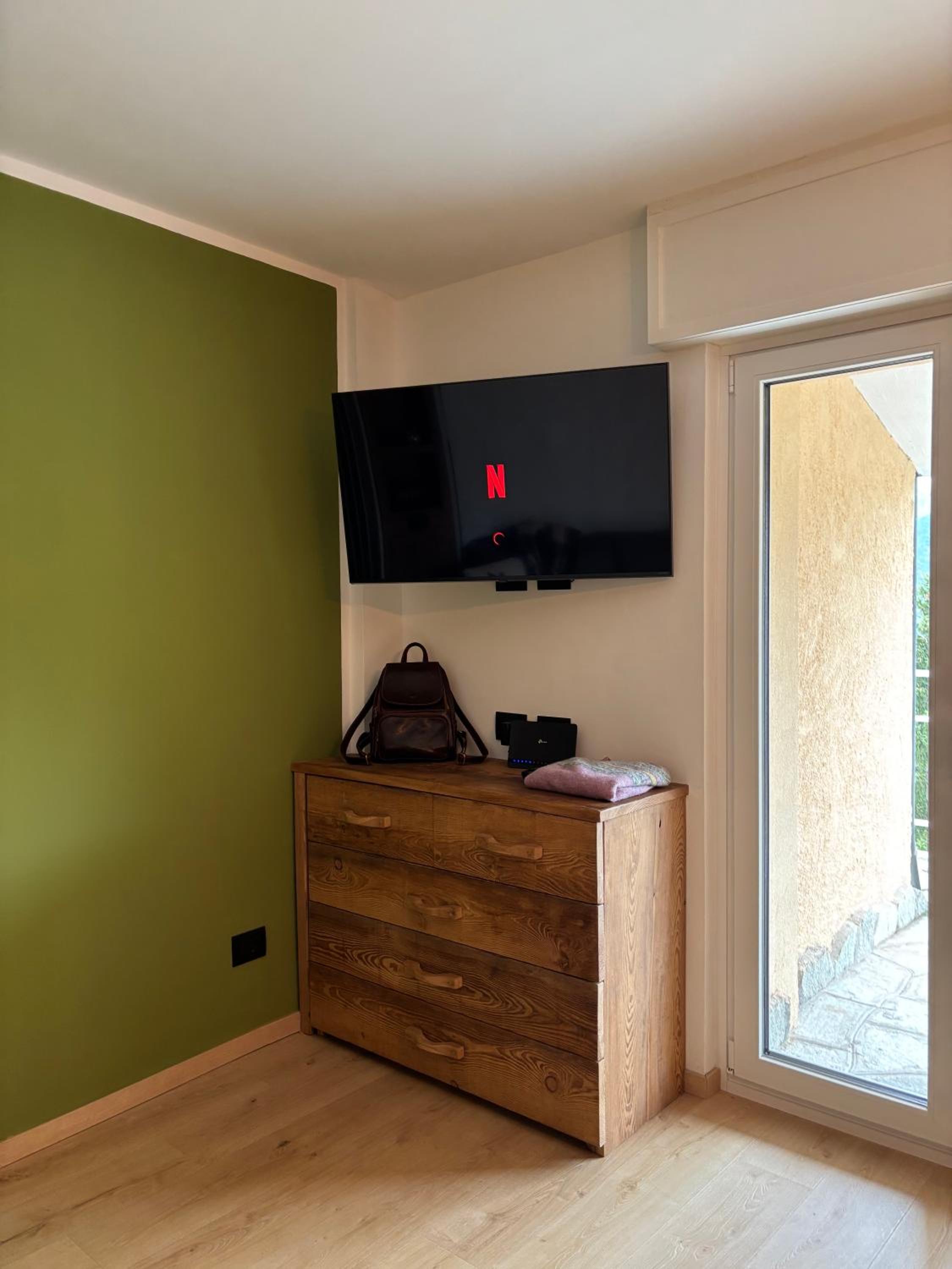 Rifugio tra le stelle AV - cozy top floor terrace apt with mountain views photo 5