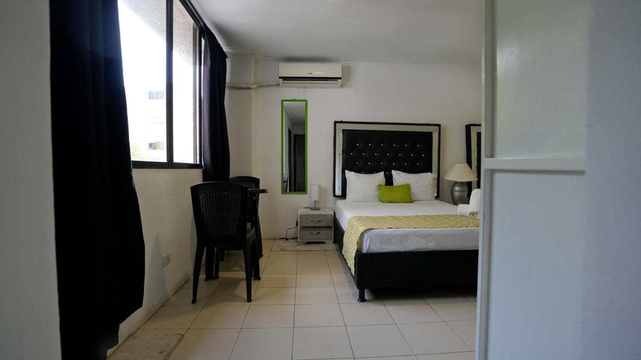 1IF2-3 APARTAMENTO EN CARTAGENA CERCA AL MAR CON AIRE ACONDICIONADO Y WIFi