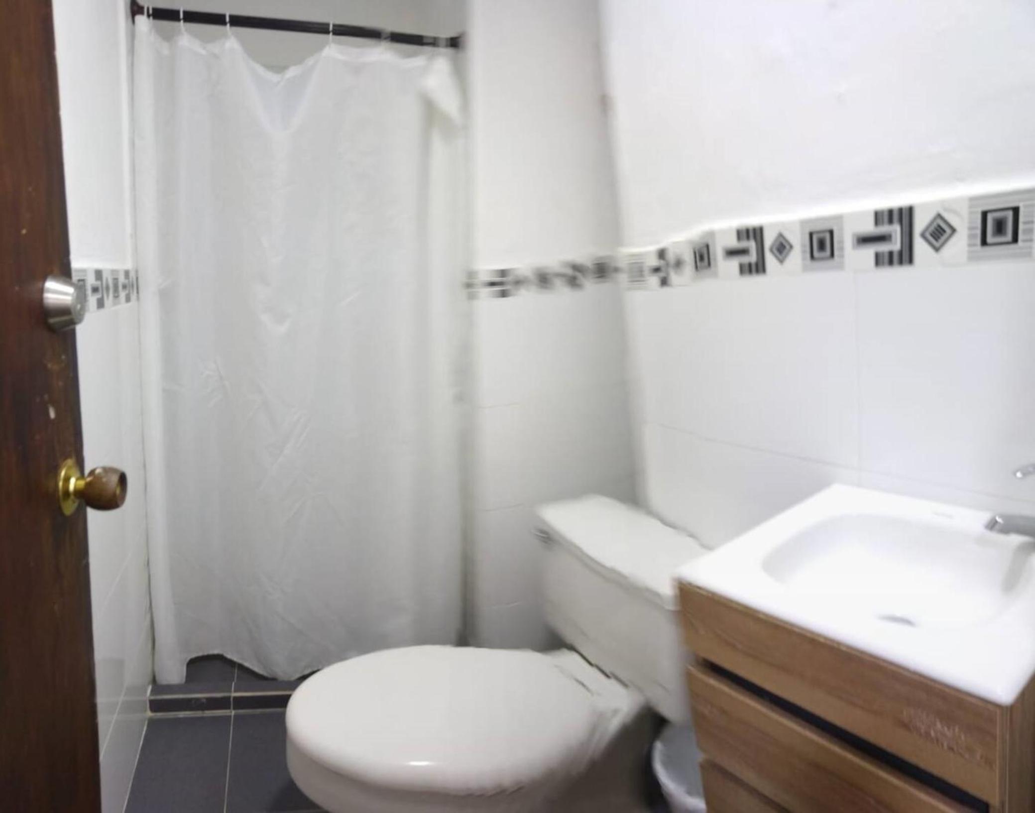 1IF2-3 APARTAMENTO EN CARTAGENA CERCA AL MAR CON AIRE ACONDICIONADO Y WIFi