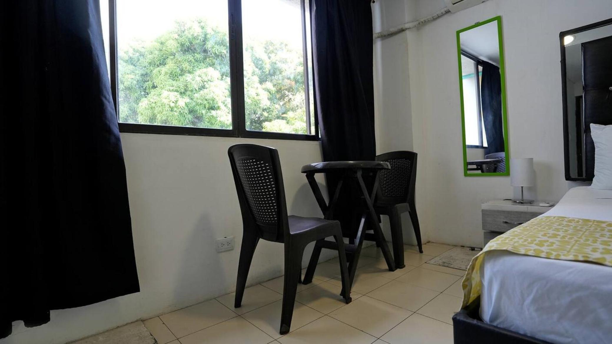 1IF2-3 APARTAMENTO EN CARTAGENA CERCA AL MAR CON AIRE ACONDICIONADO Y WIFi