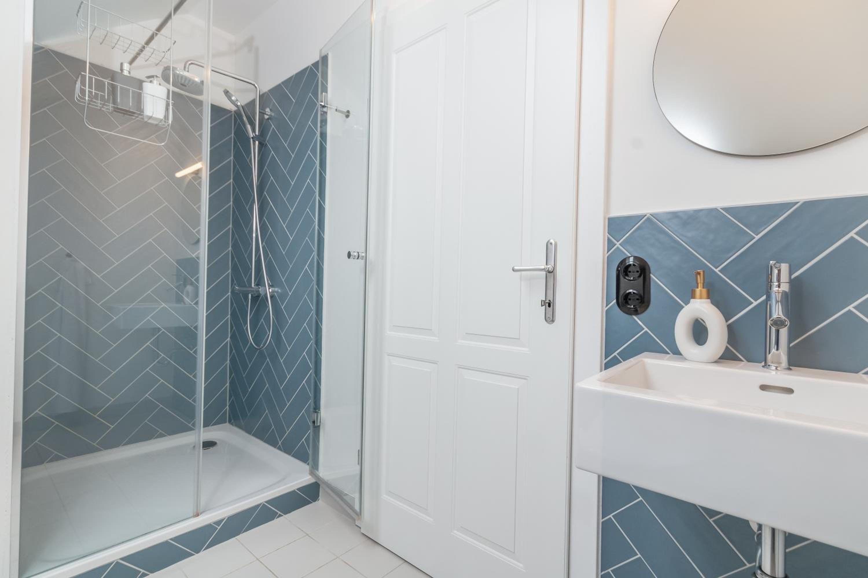 Großes City-Loft - Schwingstuhl & Sterne