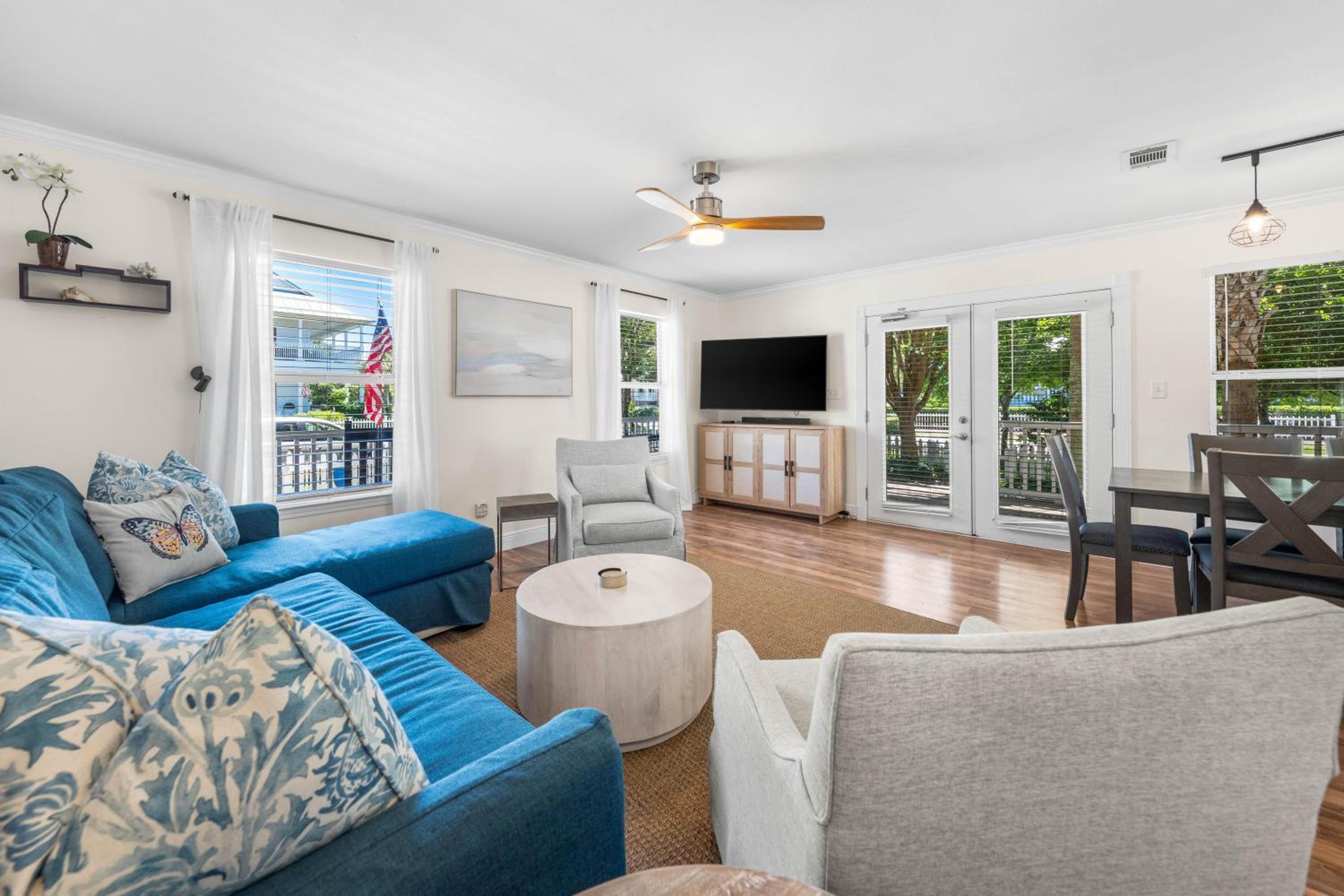 Destin Dreaming -Crystal Beach-Pool-Golf Cart-Carriage House