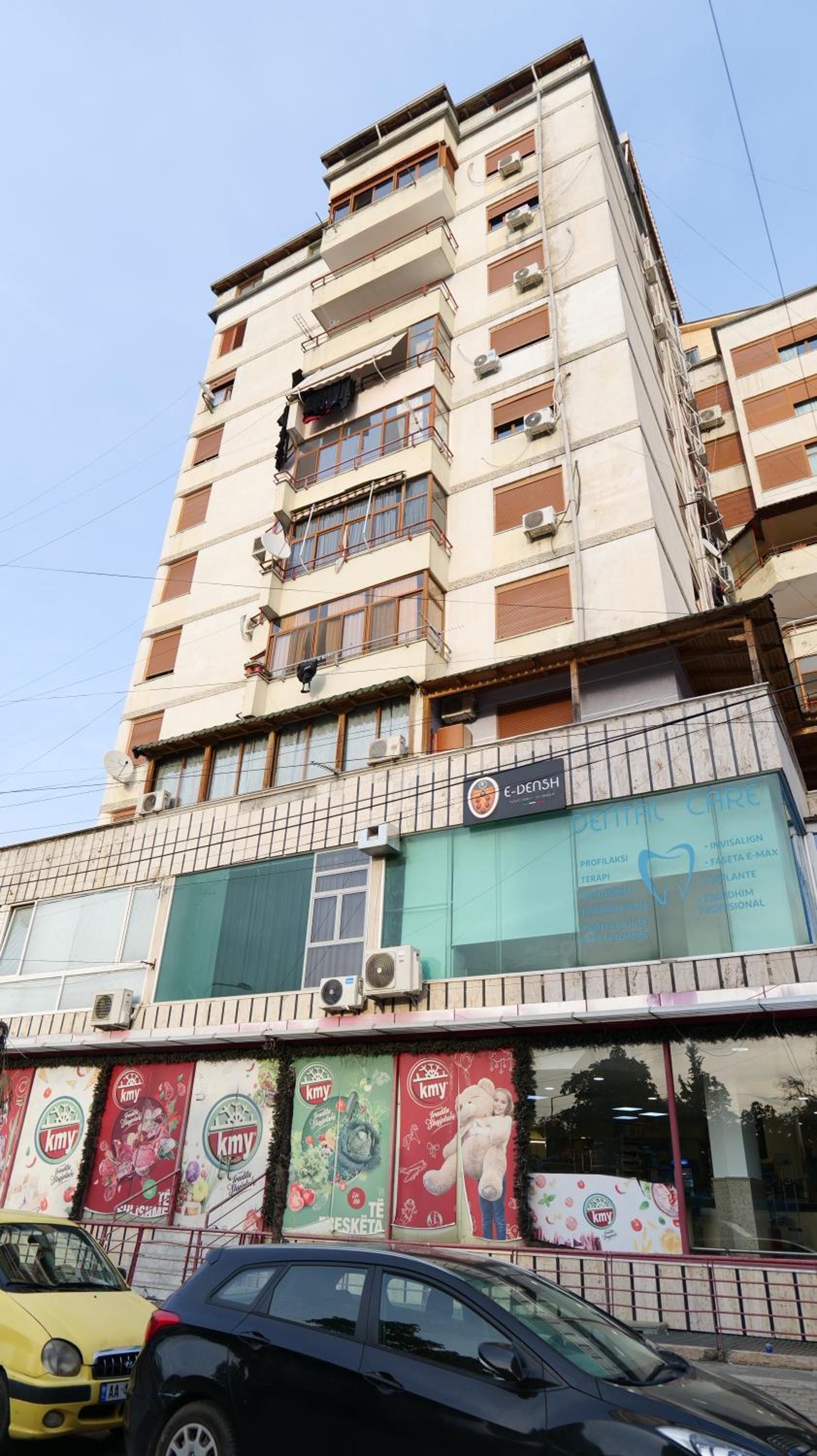 Tirana view spacious apartment 07