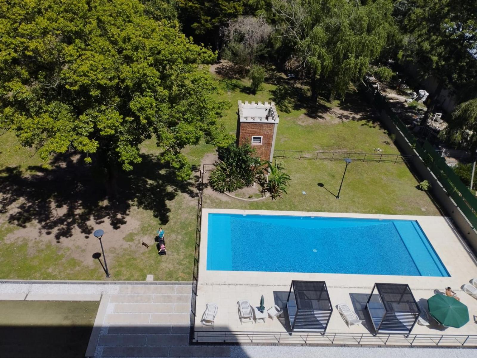 Canning Park premium apartment for 4