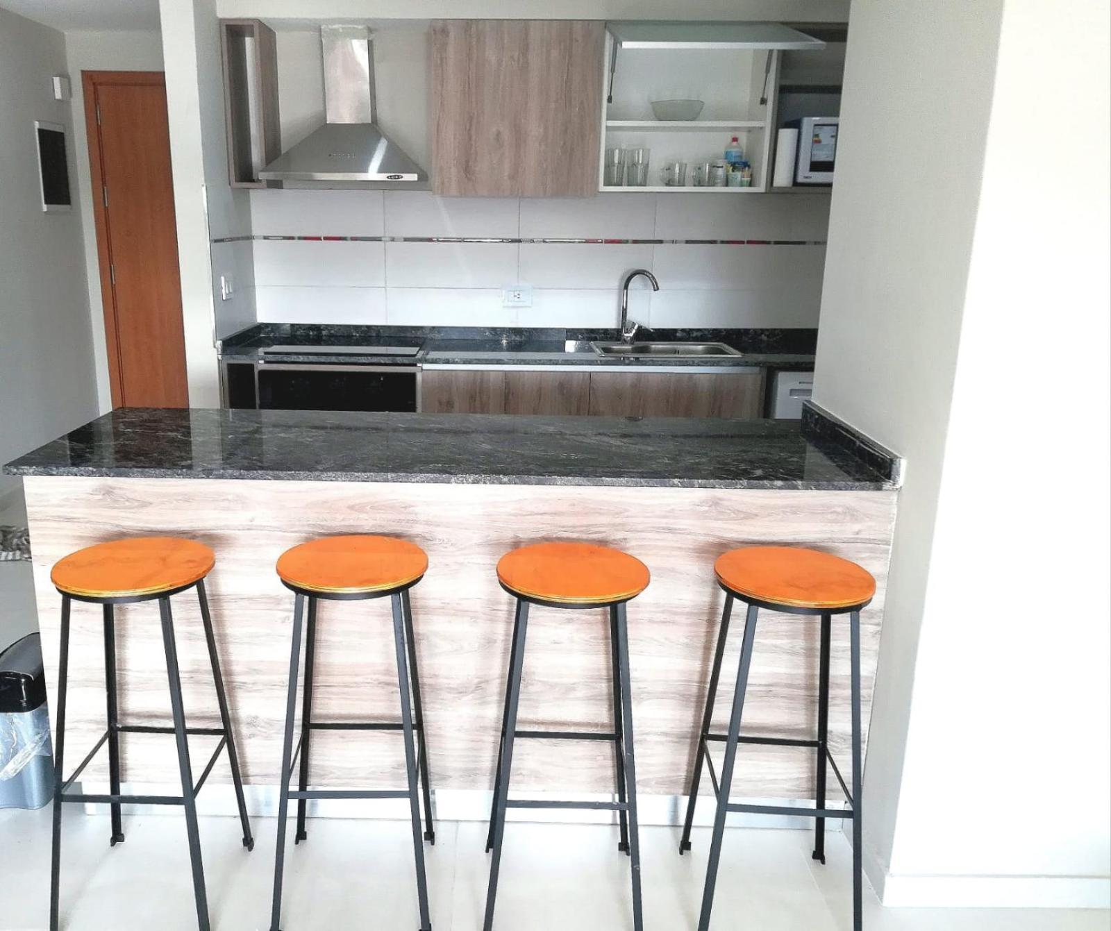 Canning Park premium apartment for 4